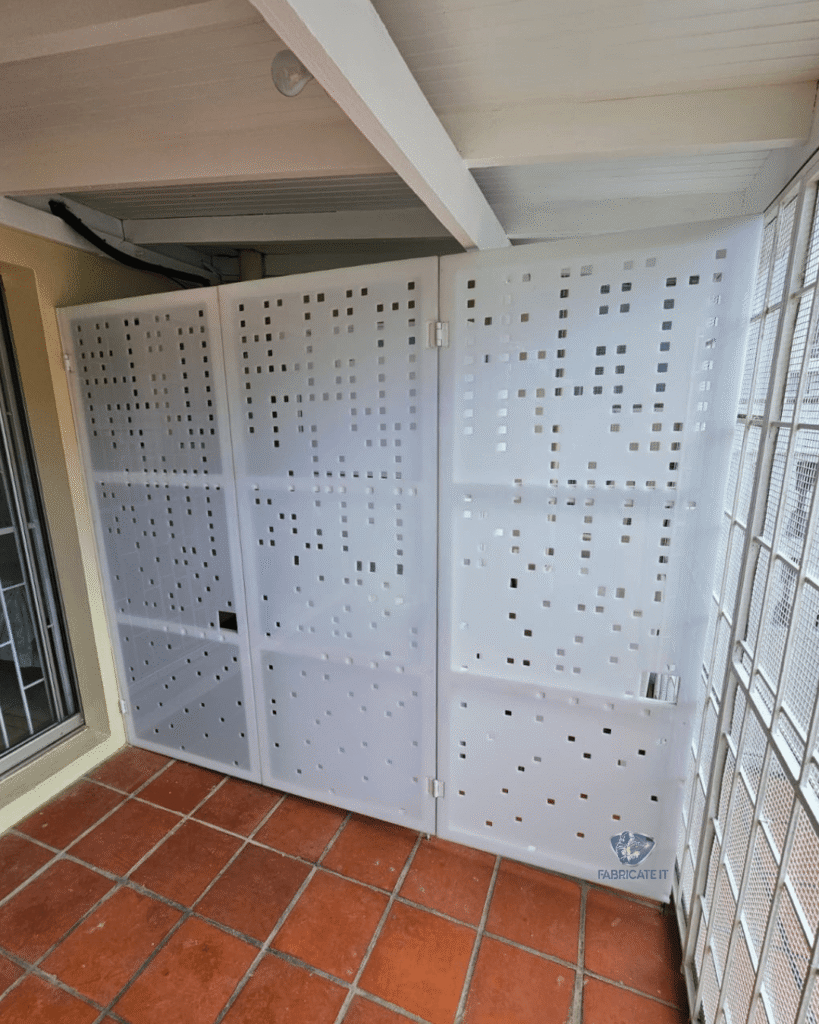 plexiglass gate and enclosure